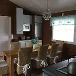 Casa de Férias Home, Sámi Village Nellimö