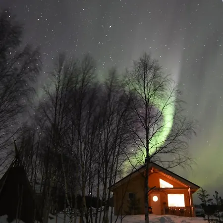 Home, Sámi Village Nyaraló Nellimö